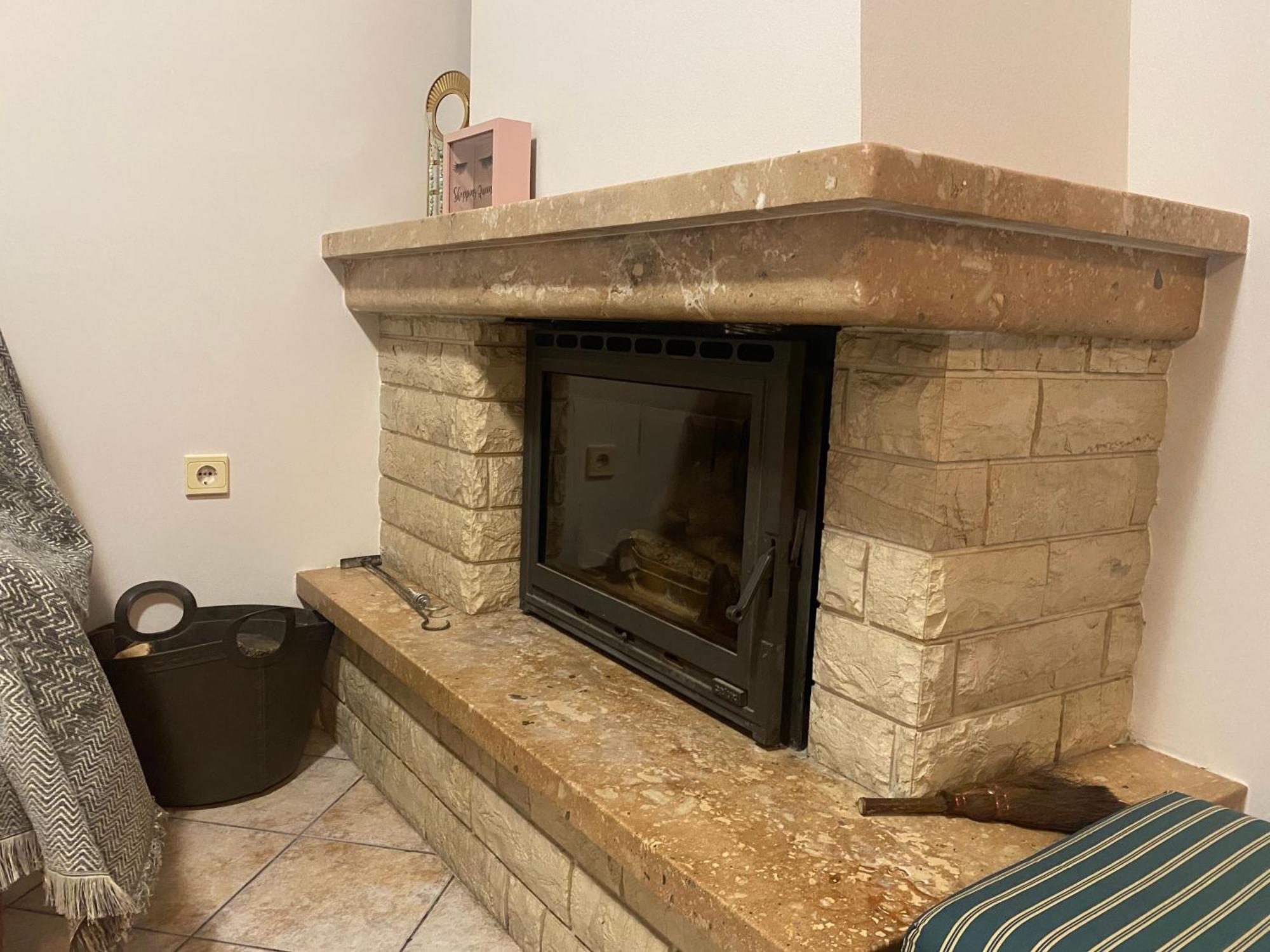 Cozy & Quiet City Apartment Trikala  Exterior photo